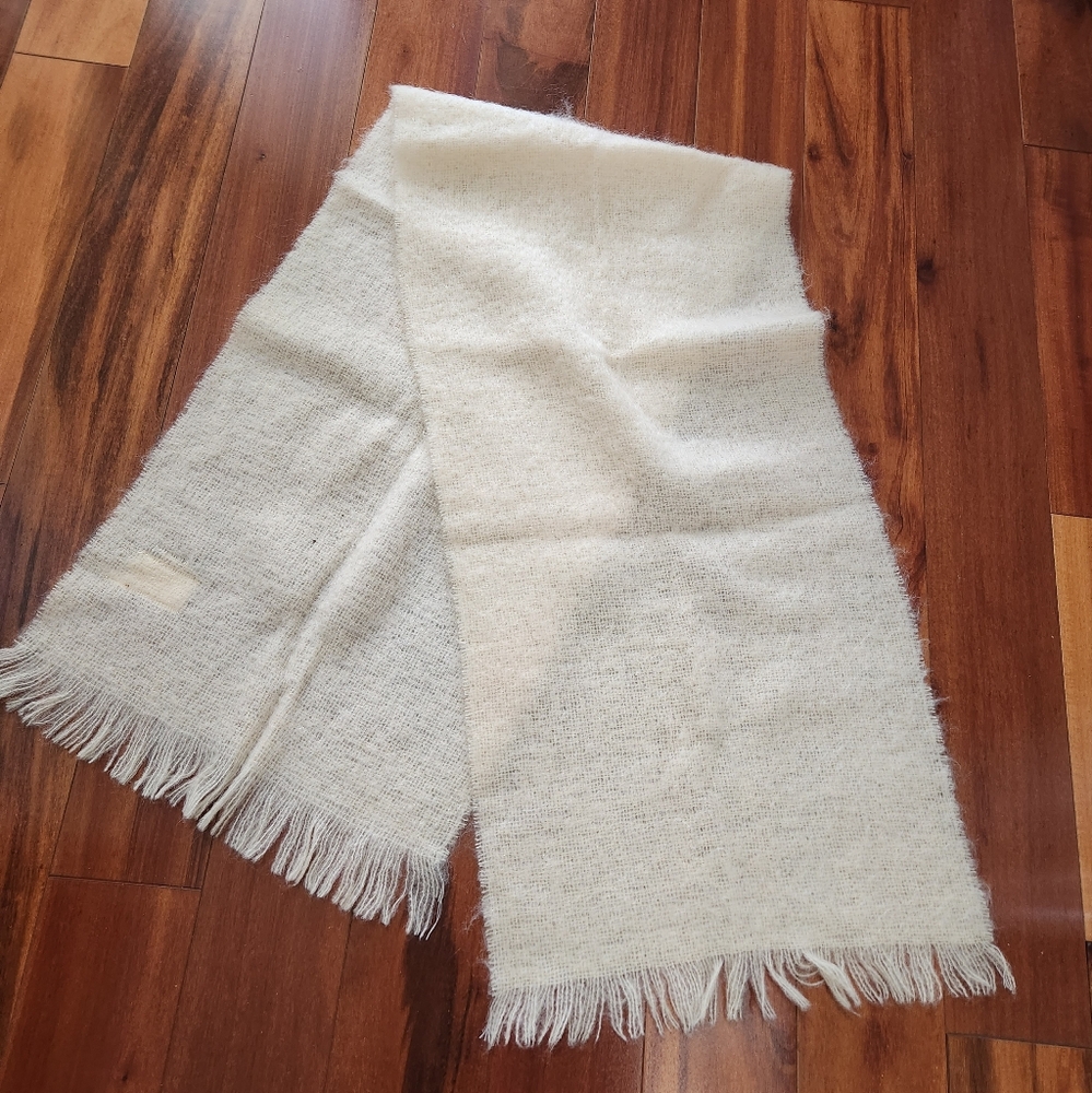 Vintage Heather Brae Solid Ivory Cream Scottish Winter Scarf